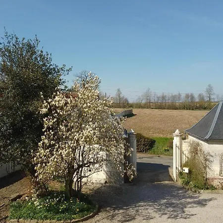Charme D Antan Bed & Breakfast 3*